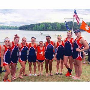 Image post by @cusewrowing on Instagram