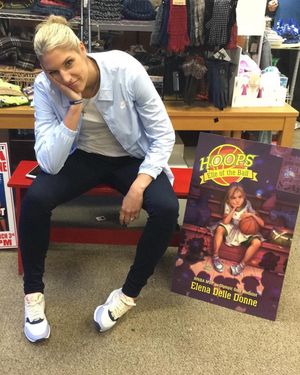 Image post by @de11edonne on Instagram