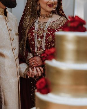 Image post by @thismodernlovephoto on Instagram