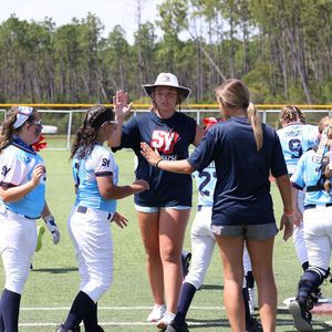 Image post by @softballyouth on Instagram