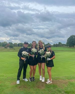 Image post by @wchs_warhawk_girls_golf on Instagram
