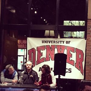 Image post by @du_hockey on Instagram