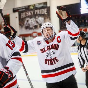 Image post by @scsumhockey on Instagram
