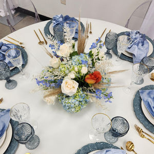Image post by @flowergardenatl on Instagram