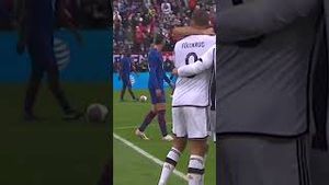 Video post by @brfootball on YouTube