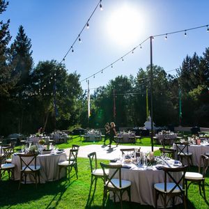 Image post by @karissapaxtonevents on Instagram