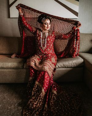 Image post by @thismodernlovephoto on Instagram