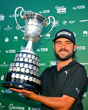 Image post by @cobragolf on Instagram