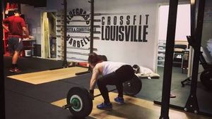Video post by @mandimurakami on Facebook