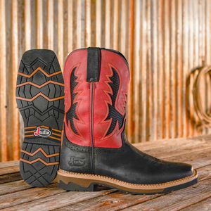 Image post by @justinboots_ on Instagram