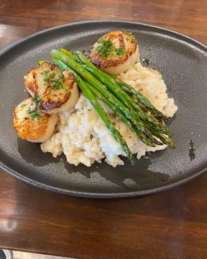 Image post by @tedssweetwatergrill on Instagram