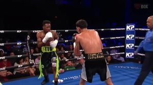 Image post by @showtimeboxing on Instagram