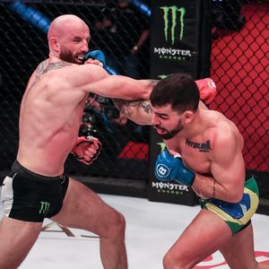 Image post by @bellatormma on Instagram