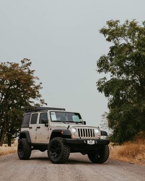 Image post by @cal.cars on Instagram