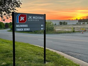 Image post by @jkmoving on Instagram