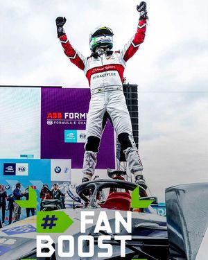 Image post by @lucasdigrassi on Instagram