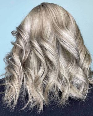 Image post by @AquaFireSalon on Facebook
