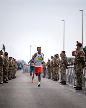 Image post by @nnrunningteam on Instagram