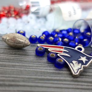 Image post by @beadcache on Instagram