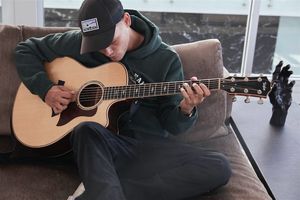 Image post by @Avicii on Twitter/X