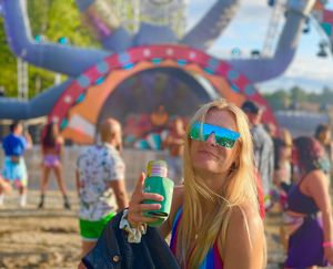 Image post by @faroutsunglasses on Instagram