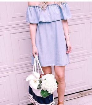 Image post by @shopoutoftown on Instagram
