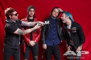 Image post by @fallinginreverse on Instagram