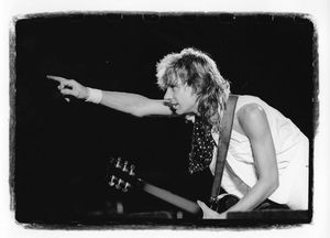 Image post by @defleppard on Instagram