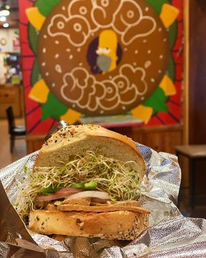 Image post by @bagelstreetdeli on Instagram
