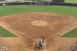 Image post by @gamecocksoftball on Instagram