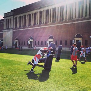 Image post by @illinifootball on Instagram