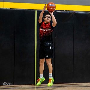 Image post by @dghoops on Instagram