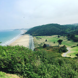 Image post by @rhysenoch1 on Instagram