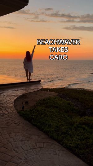 Video post by @thebeachwaver on TikTok
