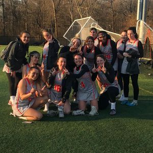 Image post by @purchasewlax on Instagram