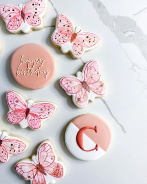 Image post by @angelbakednyc on Instagram