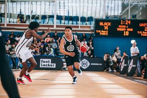 Image post by @itchenbball on Instagram