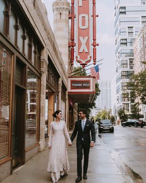 Image post by @thismodernlovephoto on Instagram