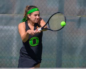 Image post by @OregonWTennis on Twitter/X