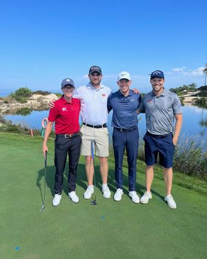 Image post by @alexknappegolf on Instagram