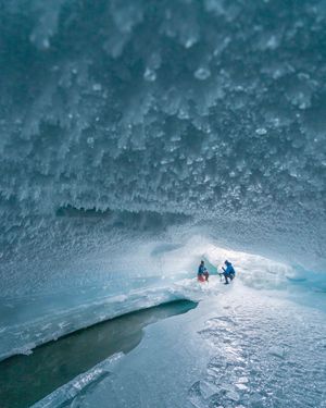 Image post by @white.desert.antarctica on Instagram