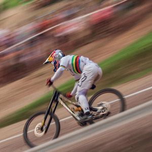 Image post by @foxmtb on Instagram