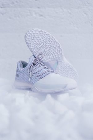 Image post by @adidasHoops on Twitter/X