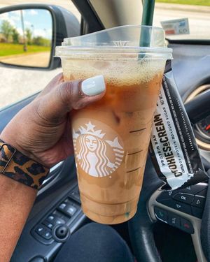 Image post by @blackgirlsinstarbucks on Instagram