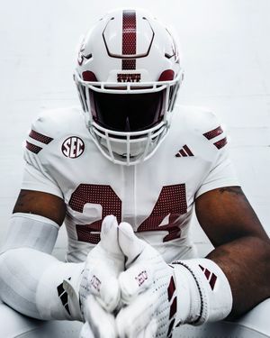 Image post by @HailStateFB on Twitter/X