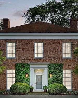 Image post by @lfshowhouse on Instagram