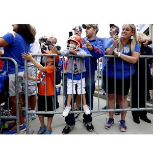 Image post by @gatorsports on Instagram