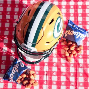 Image post by @riddellsports on Instagram