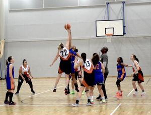 Image post by @ldnphoenixbball on Instagram