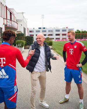 Image post by @fcbayern on Instagram